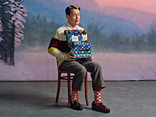 Маколей Калкин снялся в рождественской рекламе носков