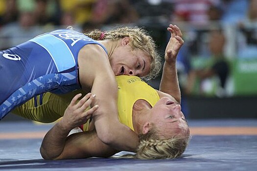 Россиянка завоевала золото на чемпионате Европы по борьбе