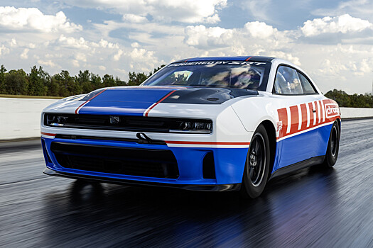 Dodge Charger получил мотор V8 Hemi