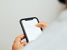 iPhone оказался лидером в России по продажам в рублях