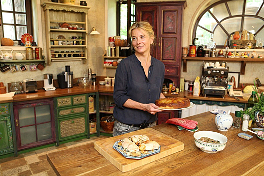 Выяснилось, сколько Высоцкая заработала на ставшей мемом передаче