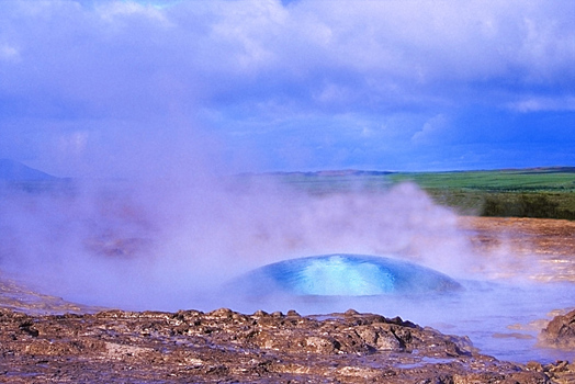 В Исландии заработал крупнейший в мире «пылесос» для очищения атмосферы