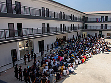 Захарова: РФ делает все для вызволения россиян из кол-центров в Мьянме