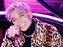 Элджей подарил маме дорогую иномарку