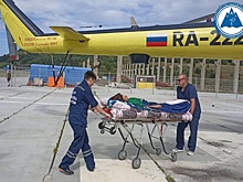 Новосибирскую туристку спасли с озера у горы Белухи