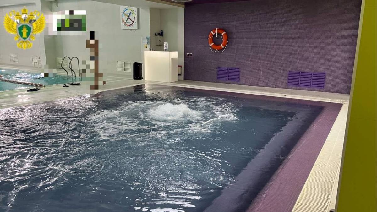 Ребенок чуть не утонул в фитнес-клубе в районе Ново-Переделкино в Москве
