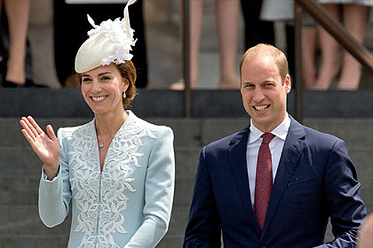 Принц Уильям и его жена потребовали 1,5 млн евро за публикацию топлес-фото