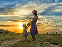 Мать сняла дочку на видео и испугала зрителей