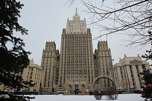Захарова отметила, что в НАТО не заинтересованы в урегулировании конфликта на Украине