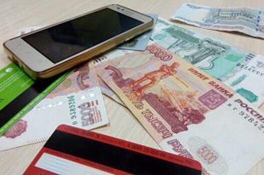 Более 800 тысяч рублей лишились иркутяне, поверив телефонным мошенникам