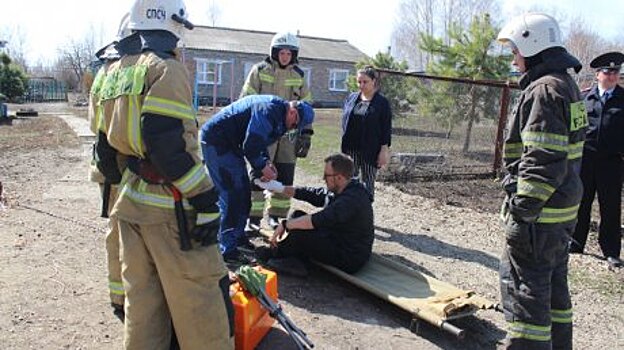 В условном пожаре в Александровке были «погибшие» и «обожженные»