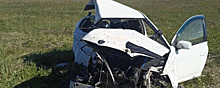 В Красноярском крае на трассе «Сибирь» в лобовой аварии погибла женщина