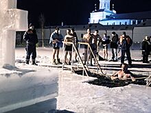 Как не замерзнуть во время крещенских купаний