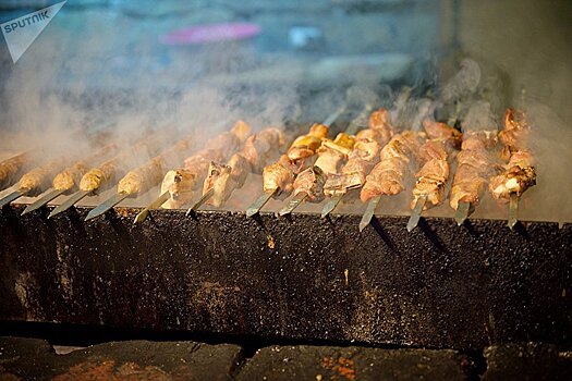 Конину и мясо осла продавали в Грузии под видом говядины и свинины