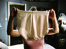 Опрос показал, что предпочитают надевать женщины на первое свидание