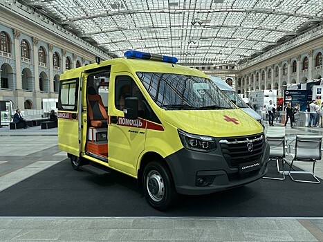 ГК СТТ представила скорую и фельдшерско-акушерский пункт на базе Соболь NN и Газель NN