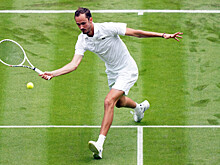 Медведев и Демолинер снялись с парного турнира Уимблдона‑2024