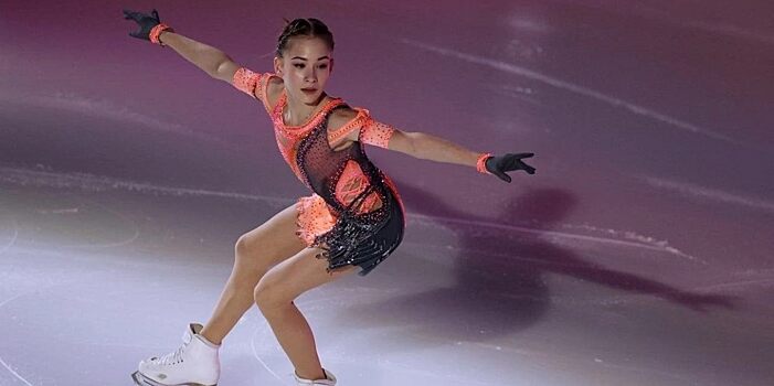 Акатьева сообщила, что она старается не думать о повышении возрастного ценза