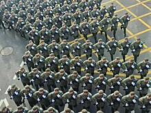 Военный потерял ботинок на параде Победы в Москве