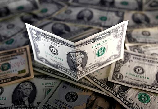 Доллар укрепился в ожидании налоговой реформы в США