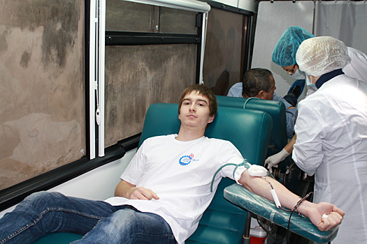 Студенты пензенских вузов сдали 101 литр крови