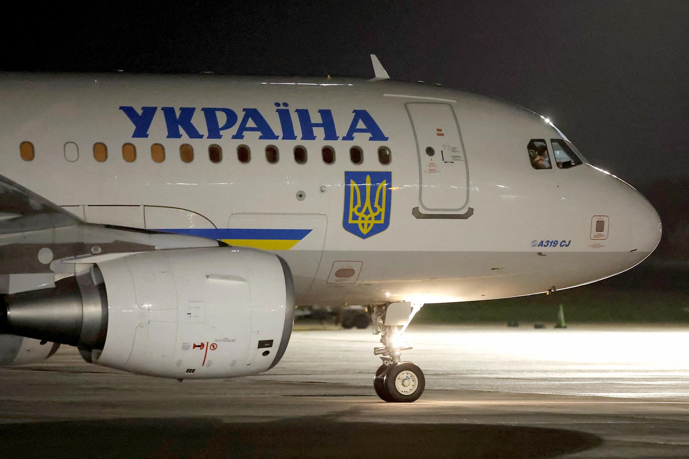 Зачем Зеленский полетел в Лондон