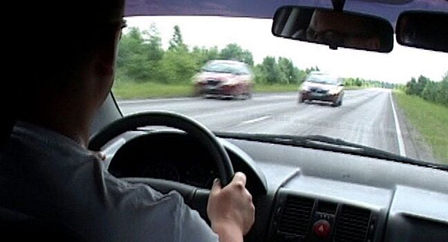 Что делать, если вам в лоб летит автомобиль?