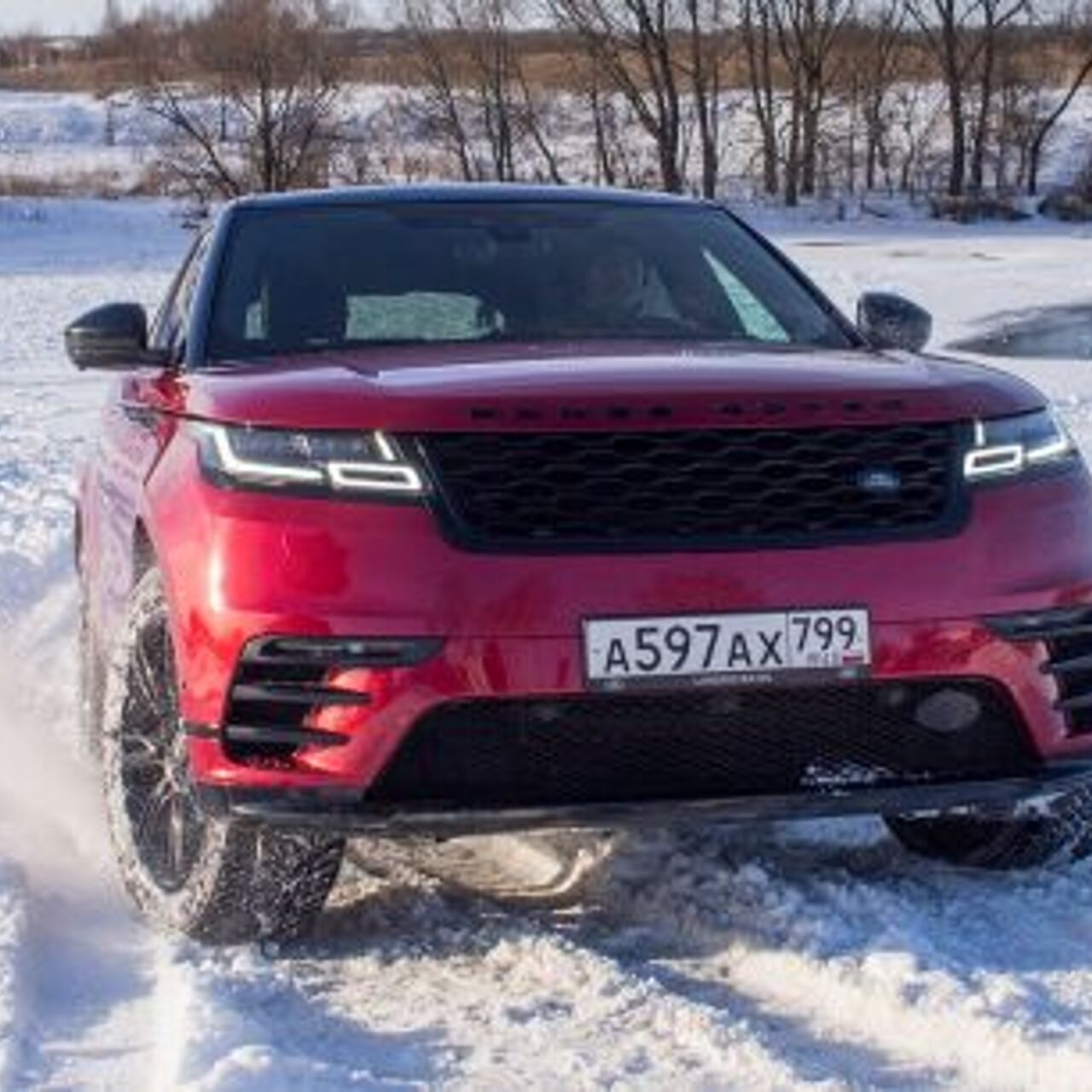 Красное на белом. Тест-драйв Range Rover Velar - Рамблер/авто