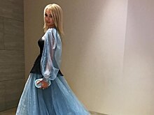 Красивая жизнь: Яна Рудковская похвасталась роскошным кутюрным платьем