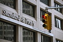 S&P понизило рейтинг Греции на одну ступень