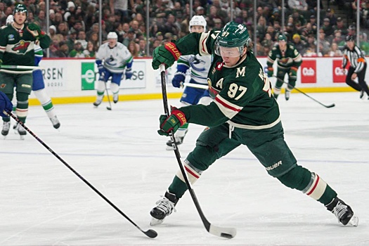 Капризов стал третьим хоккеистом из России, набравшим шесть очков в матче НХЛ