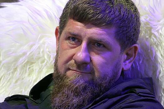 Кадыров заявил о готовности чеченских силовиков «ринуться в бой» против украинских неонацистов