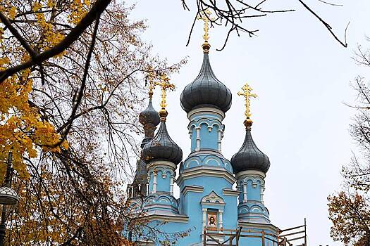 Митрополит Ростислав призвал мужчин не рассказывать женам об изменах