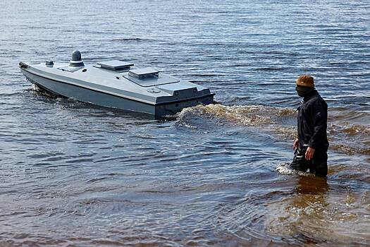 Атаки ВСУ в Черном море с помощью безэкипажных катеров объяснили