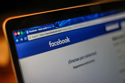 Рекламная выручка Facebook продолжила рост