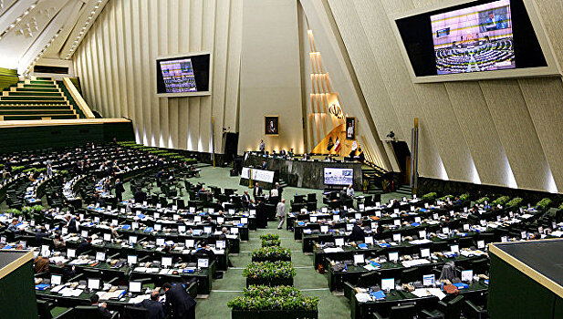 СФ и Сенат Франции призовут парламент Ирана содействовать соблюдению СВПД