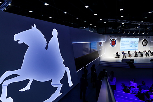 Цифровизация и малый бизнес станут основными темами третьего дня ПМЭФ