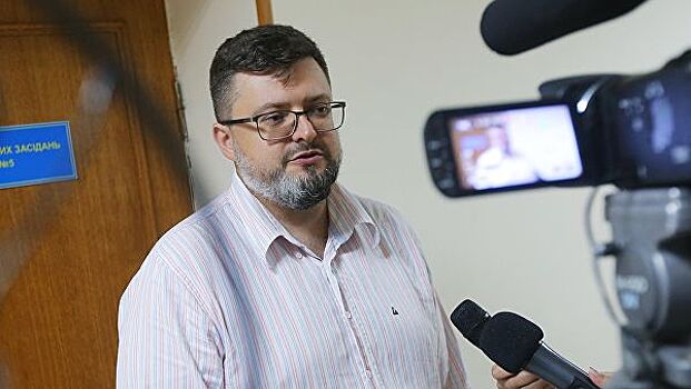Украинские силовики проводят обыск у адвоката Вышинского
