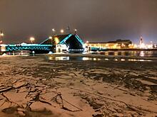 В Петербурге стартовали первые разводки мостов