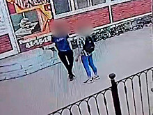 Появилось видео нападения школьницы с ножом на 14-летнего подростка в Братске