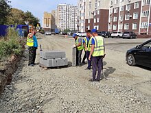 В Оренбурге восстанавливают дорогу на улице Донковцева