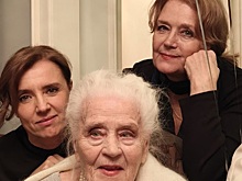 Ксения Алферова показала редкое фото 103-летней бабушки-ветерана в ее день рождения