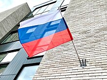 Россия пока не будет закрывать свои диппредставительства в западных странах