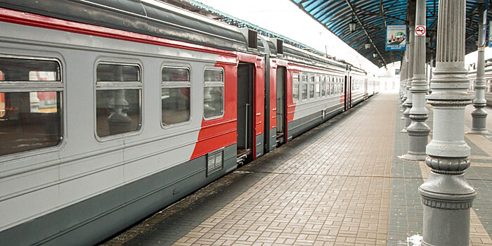 В Волгодонске встретили первый за 20 лет пассажирский поезд