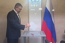 Глава ЛНР Леонид Пасечник проголосовал выборах президента России