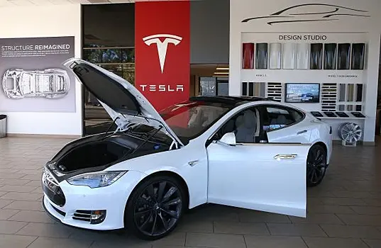 Представительство Tesla в Южной Корее наказали за обман покупателей