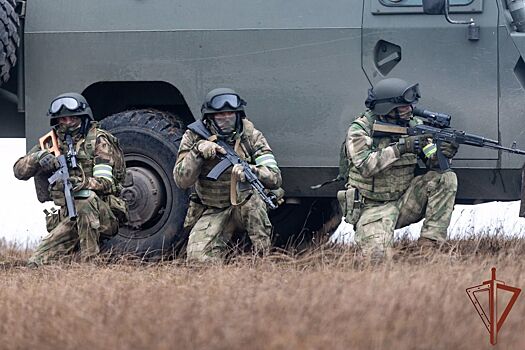 В Херсоне взяли терроризировавшую бизнесменов группу диверсантов