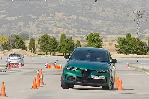 Новый кроссовер Alfa Romeo не впечатлил результатами «лосиного теста»