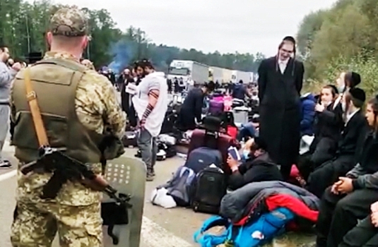 Сотни хасидов застряли между Украиной и Белоруссией