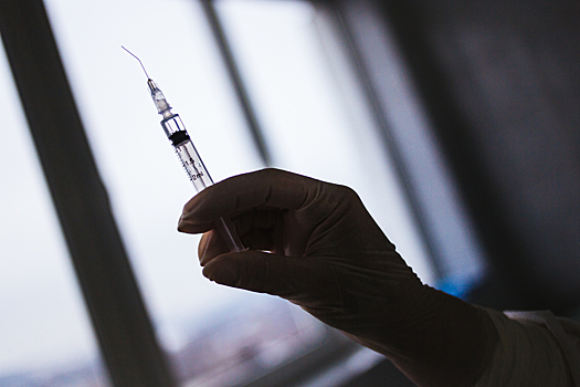 Более 100 тысяч кузбассовцев поставили первую дозу вакцины от COVID-19